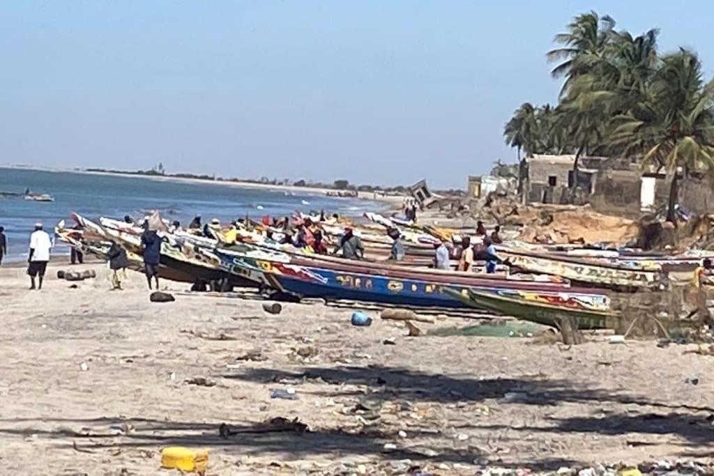 Case Beach Ngalou Sessene Exterior photo